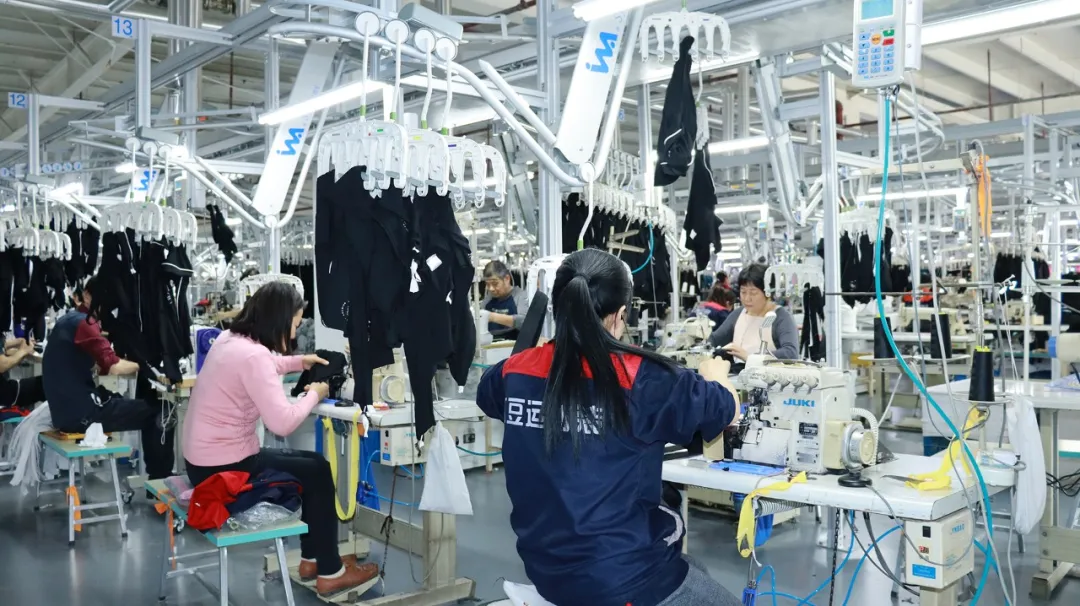 九游会J9运动装4